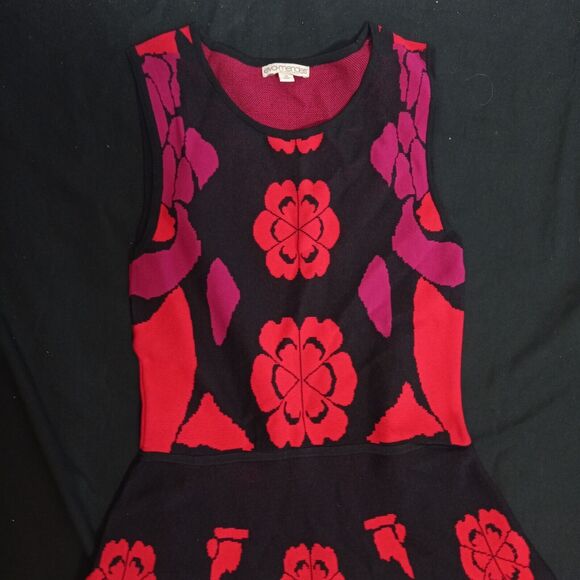NY&CO Eva Mendes Collection-Martine Floral Sweater Dress Size M Medium Black Red - Picture 3 of 7